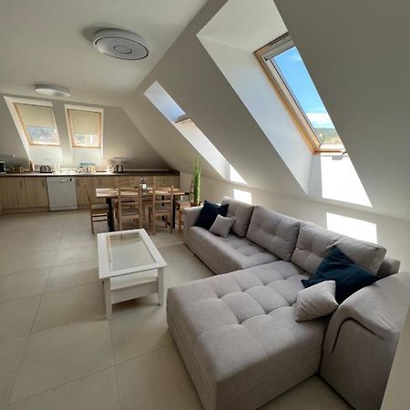 Janhaz Apartman Revfueloep エクステリア 写真