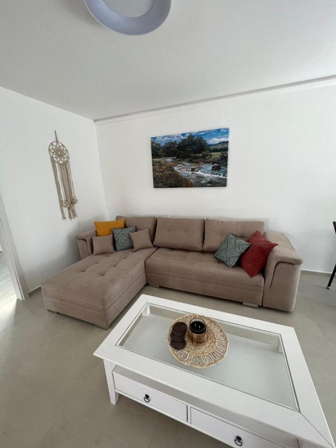 Janhaz Apartman Revfueloep エクステリア 写真