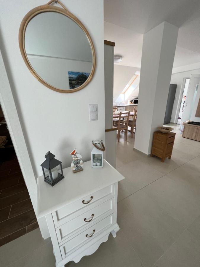 Janhaz Apartman Revfueloep エクステリア 写真