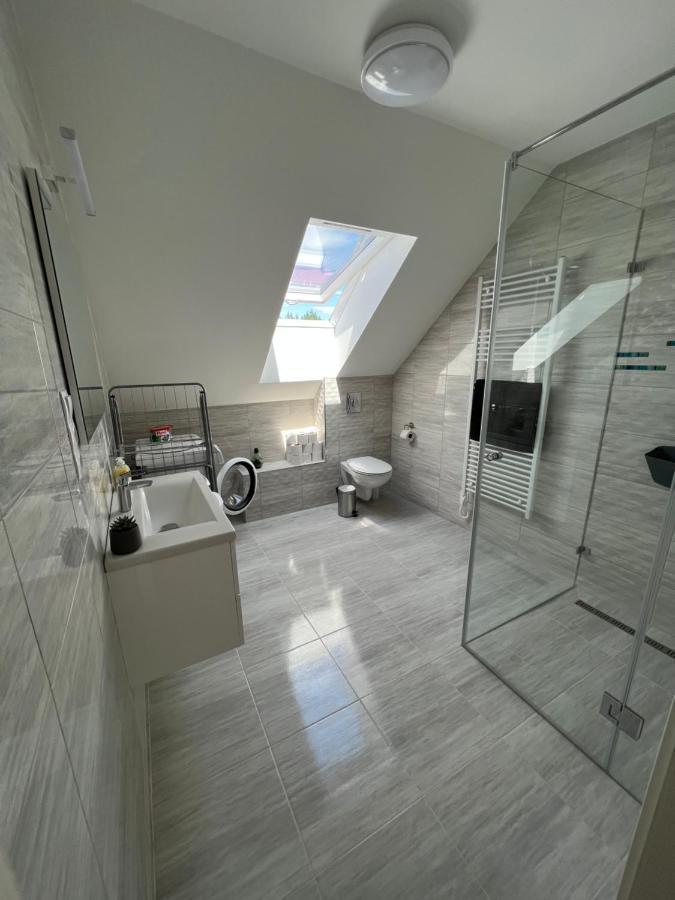 Janhaz Apartman Revfueloep エクステリア 写真